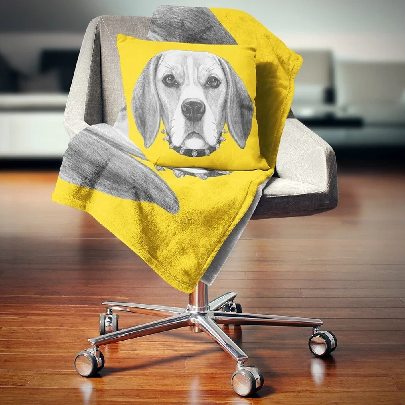 Chenille blankets with a thick and fuzzy textureChenille blankets with a thick and fuzzy textureDesignart 'Funny Beagle Dog with Collar' Animal Throw Blanket Chenille blankets with a thick and fuzzy textureChenille blankets with a thick and fuzzy textureDesignart 'Funny Beagle Dog with Collar' Animal Throw Blanket