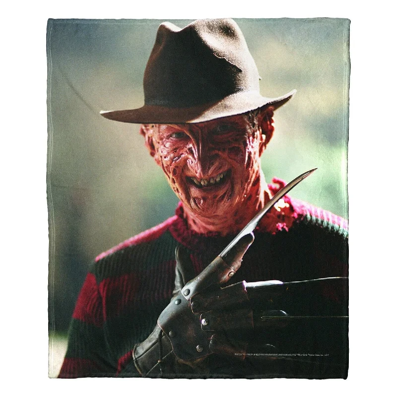 Silk blankets with a smooth and elegant touchSilk blankets with a smooth and elegant touchWarner Brothers Freddy vs Jason Scary Smile Silk Touch Throw Blanket Silk blankets with a smooth and elegant touchSilk blankets with a smooth and elegant touchWarner Brothers Freddy vs Jason Scary Smile Silk Touch Throw Blanket