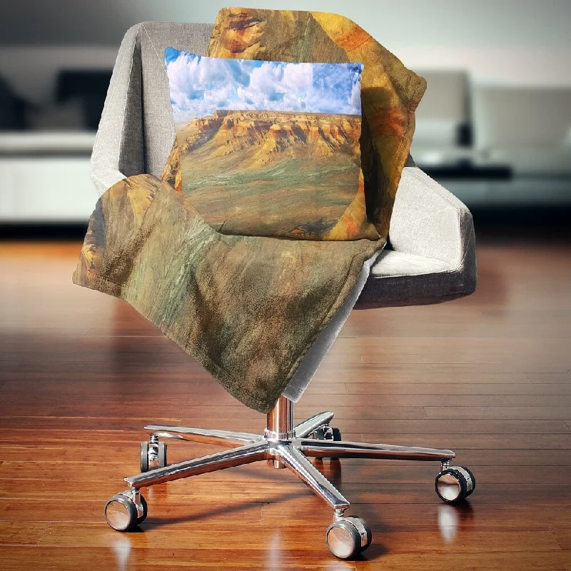 Silk blankets with a smooth and elegant touchSilk blankets with a smooth and elegant touchDesignart 'Plateau Ustyurt Panorama' Landscape Fleece Throw Blanket Silk blankets with a smooth and elegant touchSilk blankets with a smooth and elegant touchDesignart 'Plateau Ustyurt Panorama' Landscape Fleece Throw Blanket