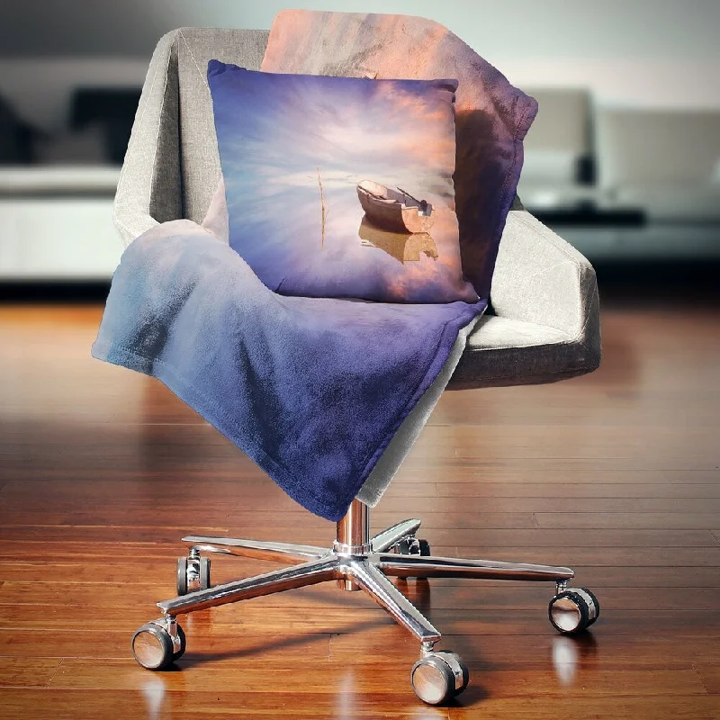 Chenille blankets with a thick and fuzzy textureChenille blankets with a thick and fuzzy textureDesignart 'Lonely Boat in Colorful Sea' Seascape Throw Blanket Chenille blankets with a thick and fuzzy textureChenille blankets with a thick and fuzzy textureDesignart 'Lonely Boat in Colorful Sea' Seascape Throw Blanket