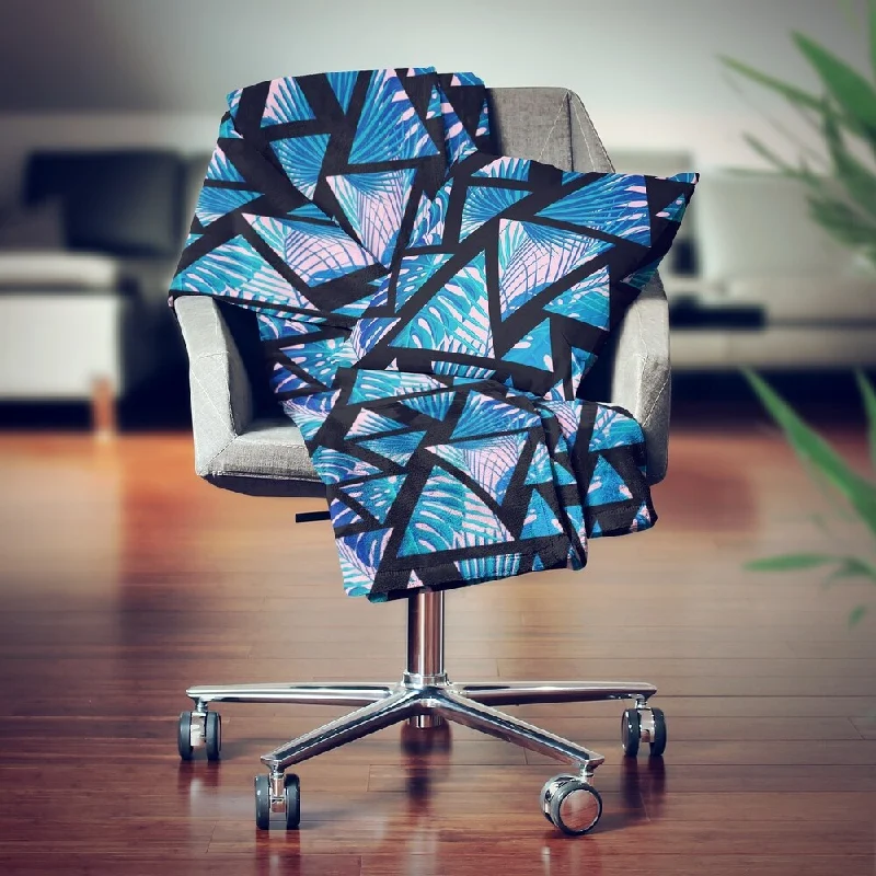 King - size blankets to cover large beds comfortablyKing - size blankets to cover large beds comfortablyDesignart' Retro Floral Pattern XIV' Modern Throw Blanket - 71x59