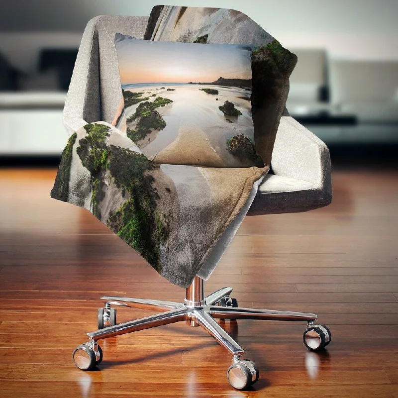 Fleece blankets for a cozy and plush textureFleece blankets for a cozy and plush textureDesignart 'Dark Waters at Sunset' Seashore Photography Throw Blanket Fleece blankets for a cozy and plush textureFleece blankets for a cozy and plush textureDesignart 'Dark Waters at Sunset' Seashore Photography Throw Blanket