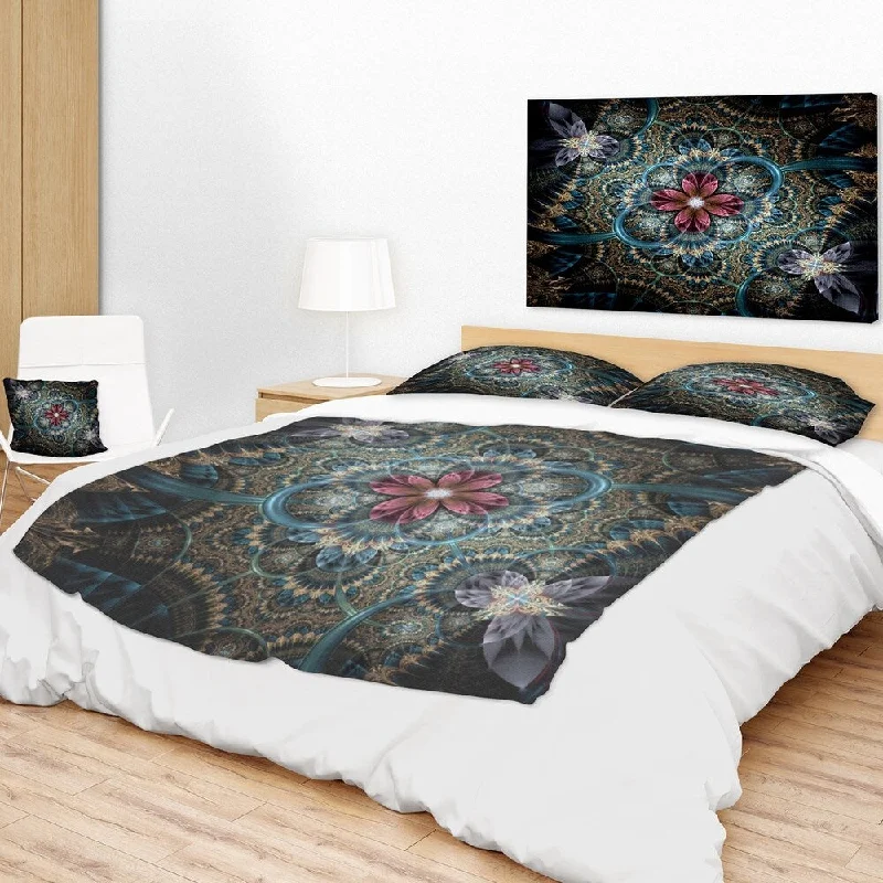 Linen blankets with a rustic and textured lookLinen blankets with a rustic and textured lookDesignart 'Dark Purple Fractal Flower' Floral Throw Blanket