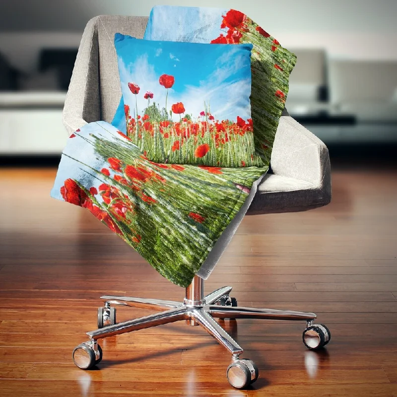 Silk blankets with a smooth and elegant touchSilk blankets with a smooth and elegant touchDesignart 'Red Poppy Garden under Clear Sky' Floral Throw Blanket