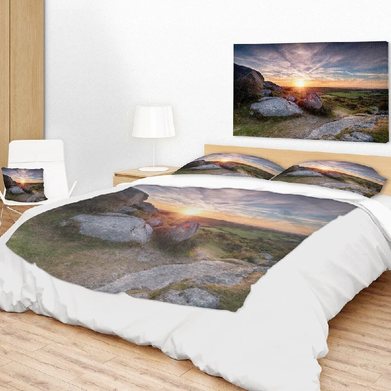Mohair blankets with a unique sheen and softnessMohair blankets with a unique sheen and softnessDesignart 'Stunning Sunrise over Countryside' Seashore Throw Blanket Mohair blankets with a unique sheen and softnessMohair blankets with a unique sheen and softnessDesignart 'Stunning Sunrise over Countryside' Seashore Throw Blanket