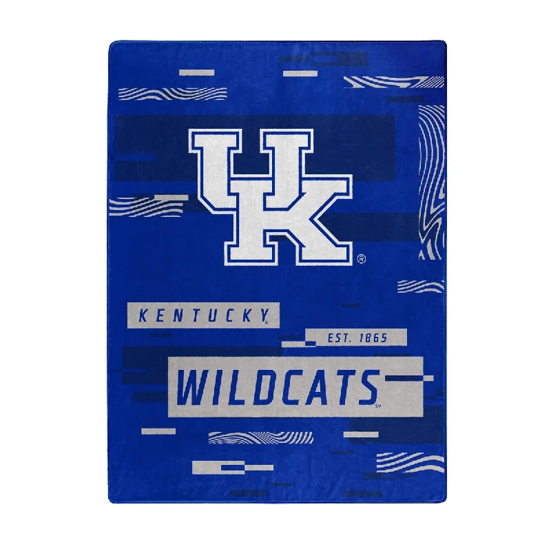 Recycled polyester blankets for an eco - conscious optionRecycled polyester blankets for an eco - conscious optionDigitize - Kentucky Raschel Throw Recycled polyester blankets for an eco - conscious optionRecycled polyester blankets for an eco - conscious optionDigitize - Kentucky Raschel Throw