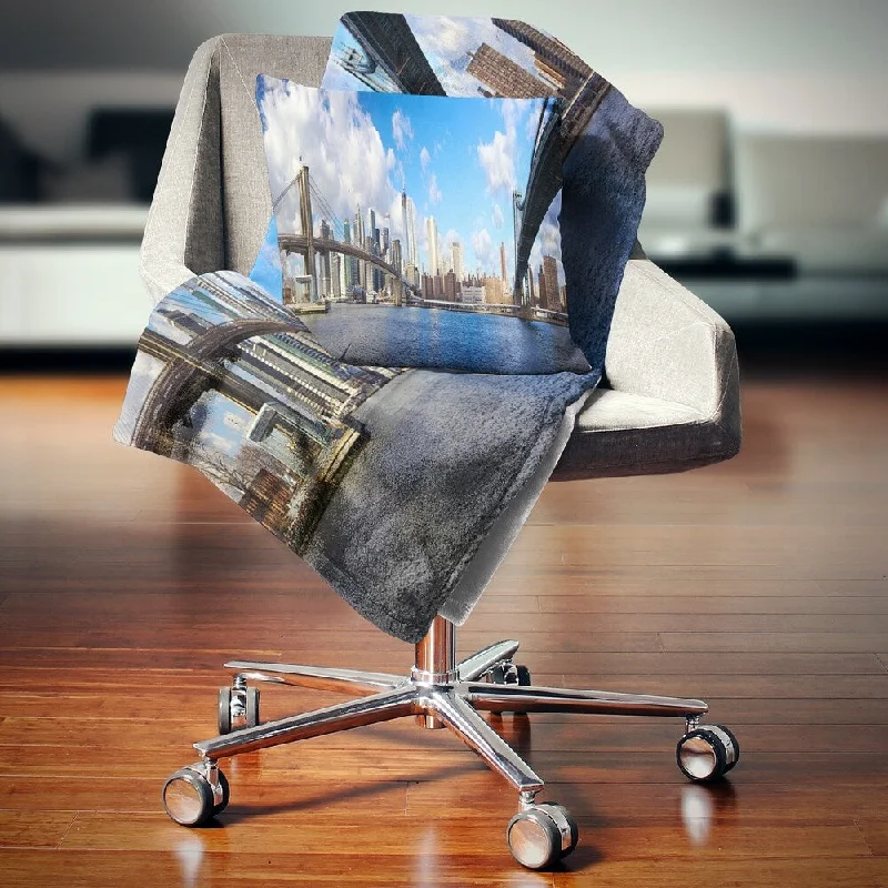 Rayon from bamboo blankets for a silky and breathable feelRayon from bamboo blankets for a silky and breathable feelDesignart 'Bright Manhattan Day Panorama' Cityscape Photo Throw Blanket Rayon from bamboo blankets for a silky and breathable feelRayon from bamboo blankets for a silky and breathable feelDesignart 'Bright Manhattan Day Panorama' Cityscape Photo Throw Blanket