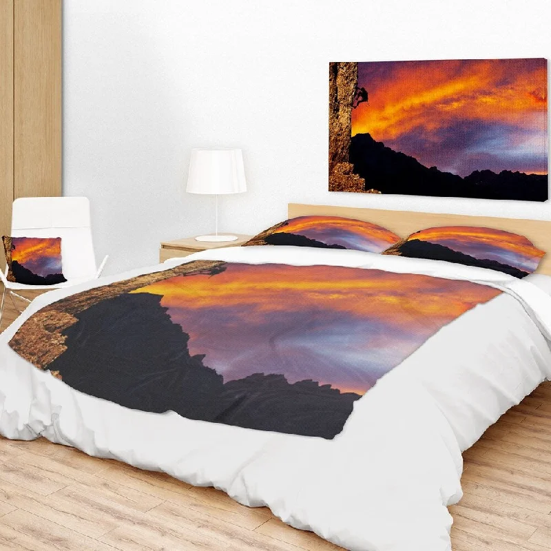 Acrylic blankets for a soft and affordable alternativeAcrylic blankets for a soft and affordable alternativeDesignart 'Climber on Sunset Background' Landscape Fleece Throw Blanket Acrylic blankets for a soft and affordable alternativeAcrylic blankets for a soft and affordable alternativeDesignart 'Climber on Sunset Background' Landscape Fleece Throw Blanket