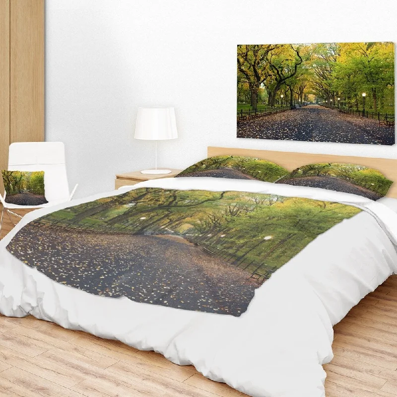 Mohair blankets with a unique sheen and softnessMohair blankets with a unique sheen and softnessDesignart 'The Mall Area in Central Park' Landscape Fleece Throw Blanket Mohair blankets with a unique sheen and softnessMohair blankets with a unique sheen and softnessDesignart 'The Mall Area in Central Park' Landscape Fleece Throw Blanket