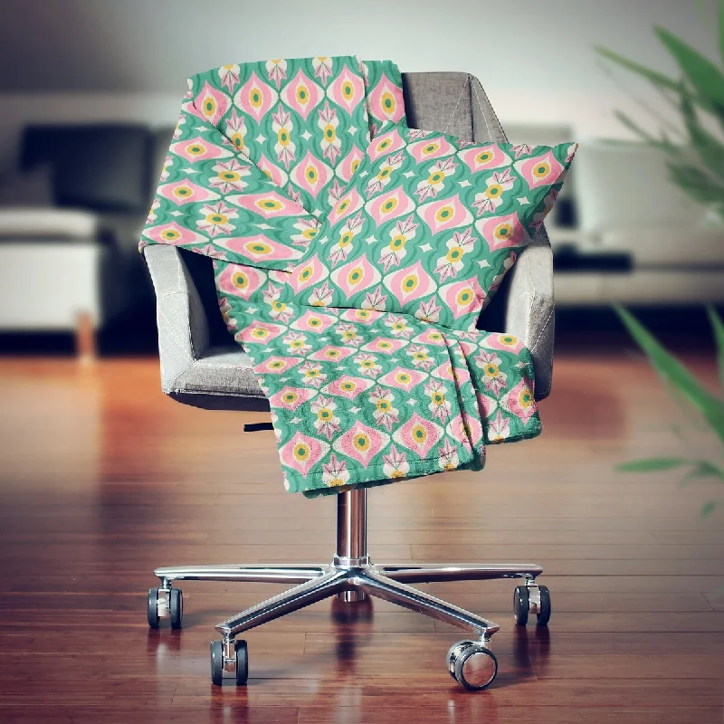 Microfiber blankets that are durable and easy to care forMicrofiber blankets that are durable and easy to care forDesignart' with flowers and leaves' Modern Throw Blanket - 71x59 Microfiber blankets that are durable and easy to care forMicrofiber blankets that are durable and easy to care forDesignart' with flowers and leaves' Modern Throw Blanket - 71x59