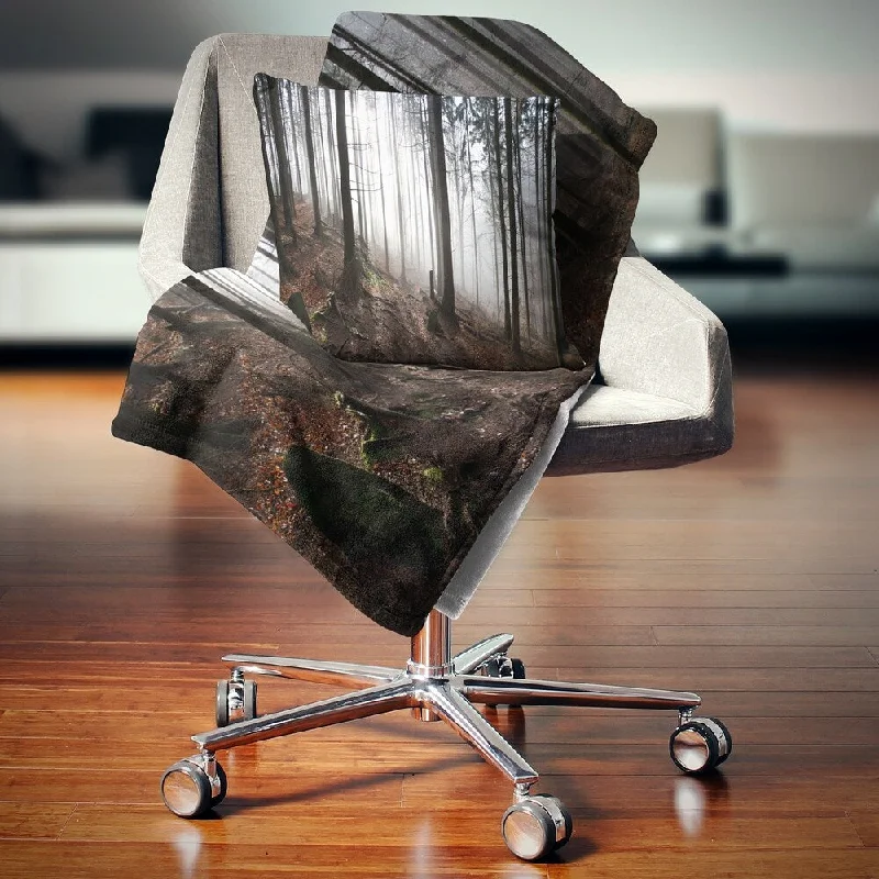 Microfiber blankets that are durable and easy to care forMicrofiber blankets that are durable and easy to care forDesignart 'Misty Forest Morning Panorama' Landscape Fleece Throw Blanket Microfiber blankets that are durable and easy to care forMicrofiber blankets that are durable and easy to care forDesignart 'Misty Forest Morning Panorama' Landscape Fleece Throw Blanket