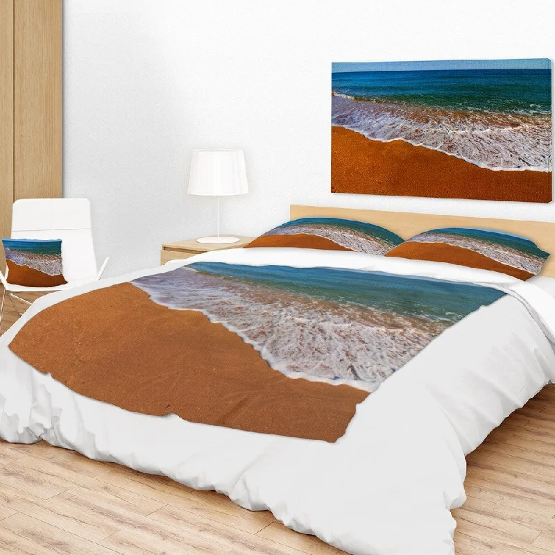 Wool blankets with natural warmth and insulationWool blankets with natural warmth and insulationDesignart 'Seashore Summer White Waves' Modern Beach Throw Blanket Wool blankets with natural warmth and insulationWool blankets with natural warmth and insulationDesignart 'Seashore Summer White Waves' Modern Beach Throw Blanket