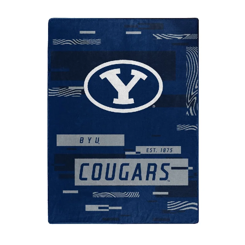 Recycled polyester blankets for an eco - conscious optionRecycled polyester blankets for an eco - conscious optionDigitize - Byu Raschel Throw Recycled polyester blankets for an eco - conscious optionRecycled polyester blankets for an eco - conscious optionDigitize - Byu Raschel Throw