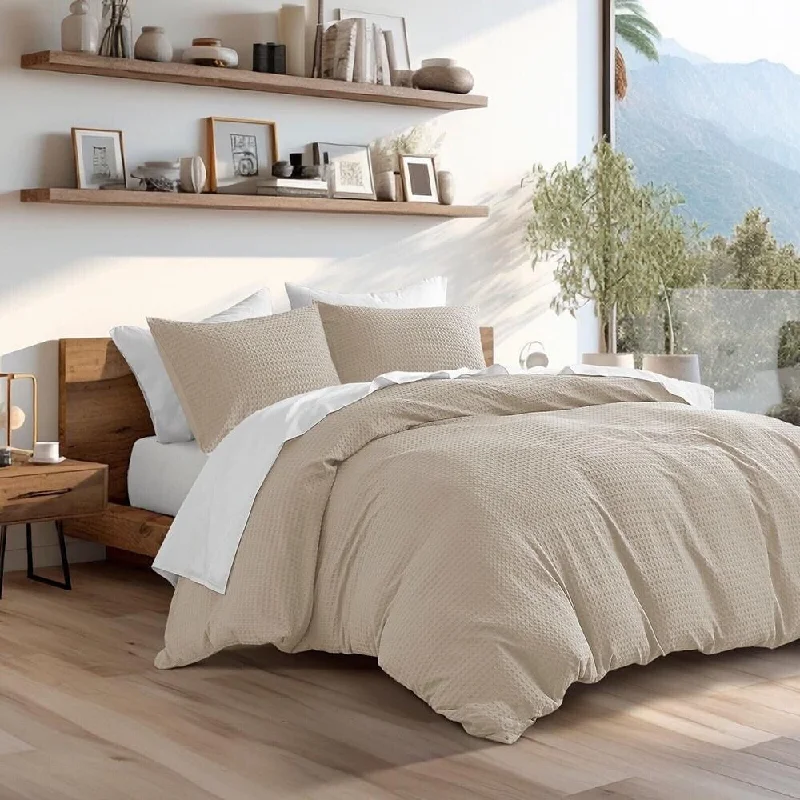 Recycled polyester blankets for an eco - conscious optionRecycled polyester blankets for an eco - conscious option3pc King/King Cal Waffle Weave Solid Textured Comforter Set Neutral Recycled polyester blankets for an eco - conscious optionRecycled polyester blankets for an eco - conscious option3pc King/King Cal Waffle Weave Solid Textured Comforter Set Neutral