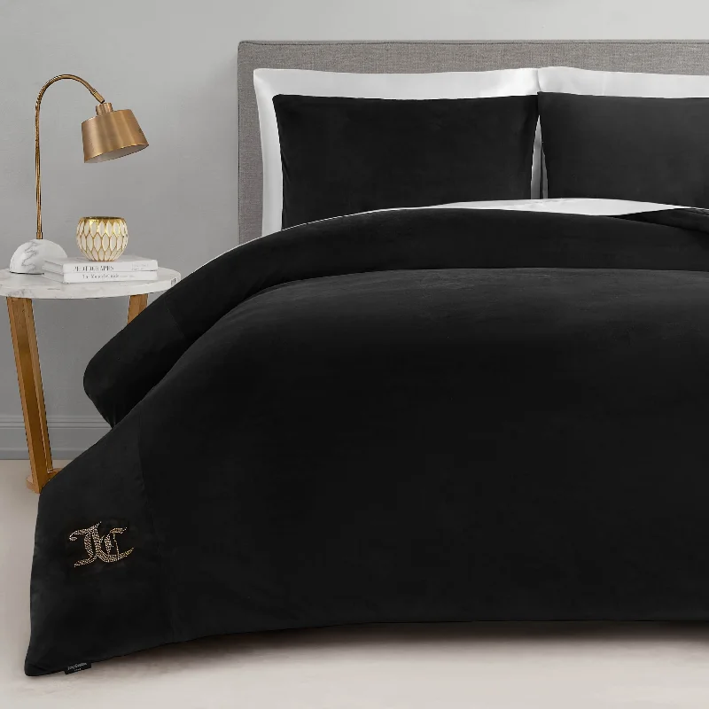 Full - size comforters suitable for full - sized beds in guest rooms or small bedroomsJuicy Couture Solid Velour Comforter and Sham Sets Full - size comforters suitable for full - sized beds in guest rooms or small bedroomsJuicy Couture Solid Velour Comforter and Sham Sets
