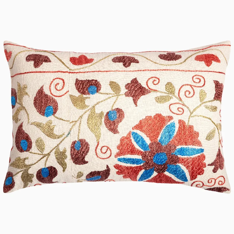 Round Pillows for Boho-Style InteriorsKnoll Kidney Pillow