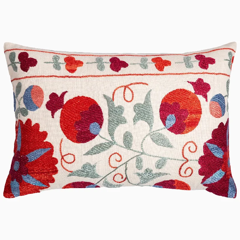 Velvet Pillows for a Touch of EleganceMoss Kidney Pillow