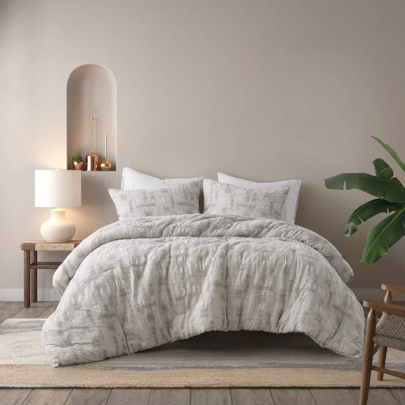Full - size comforters suitable for full - sized beds in guest rooms or small bedroomsINK+IVY Cairo 3 Piece Cotton Jacquard Comforter Set Full - size comforters suitable for full - sized beds in guest rooms or small bedroomsINK+IVY Cairo 3 Piece Cotton Jacquard Comforter Set
