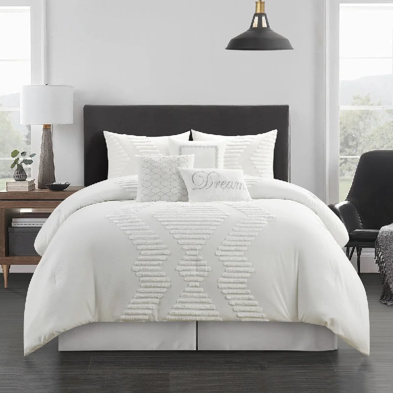 Full - size comforters suitable for full - sized beds in guest rooms or small bedroomsNanshing Zena 7 Piece Tufted Comforter Set Full - size comforters suitable for full - sized beds in guest rooms or small bedroomsNanshing Zena 7 Piece Tufted Comforter Set