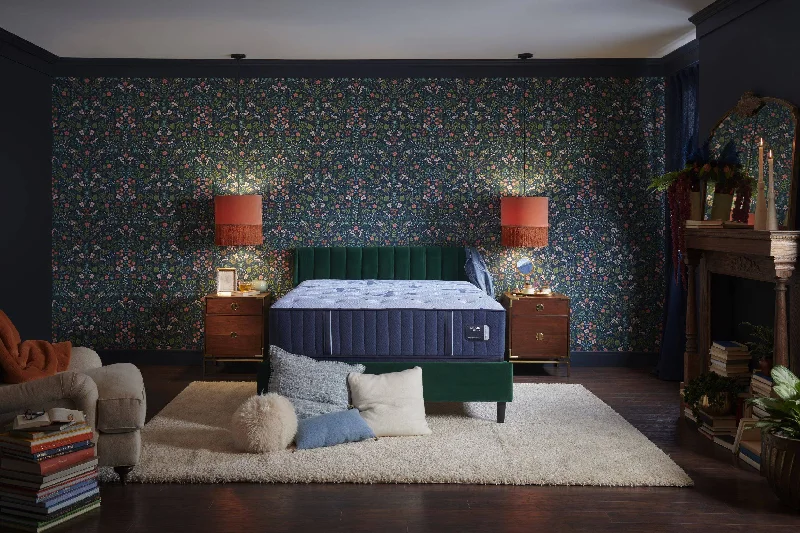 Latex mattresses with natural bounce and breathabilityStearns & Foster Estate® 14" Firm Mattress Latex mattresses with natural bounce and breathabilityStearns & Foster Estate® 14" Firm Mattress