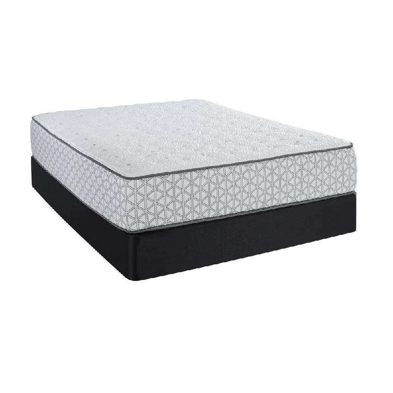 King - size mattresses for spacious master bedroomsComfort Care Aberdeen Firm Mattress & Boxspring King - size mattresses for spacious master bedroomsComfort Care Aberdeen Firm Mattress & Boxspring