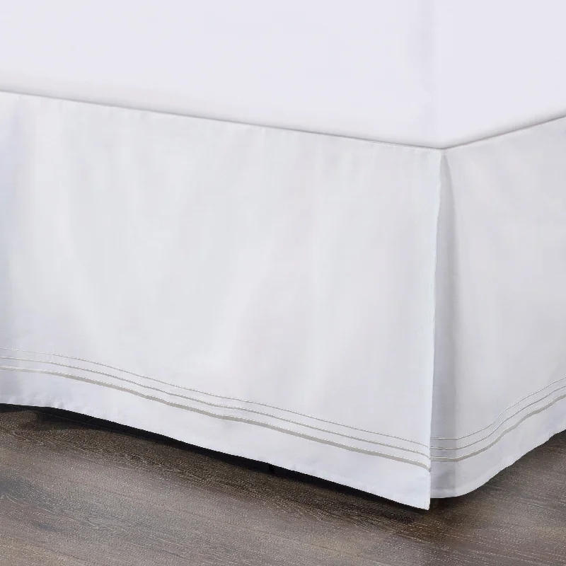 Twin - size bed skirts for a single bedHiEnd Accents 100% Cotton Hotel Luxury Embroidered Border Bed Skirt, 1PC Twin - size bed skirts for a single bedHiEnd Accents 100% Cotton Hotel Luxury Embroidered Border Bed Skirt, 1PC