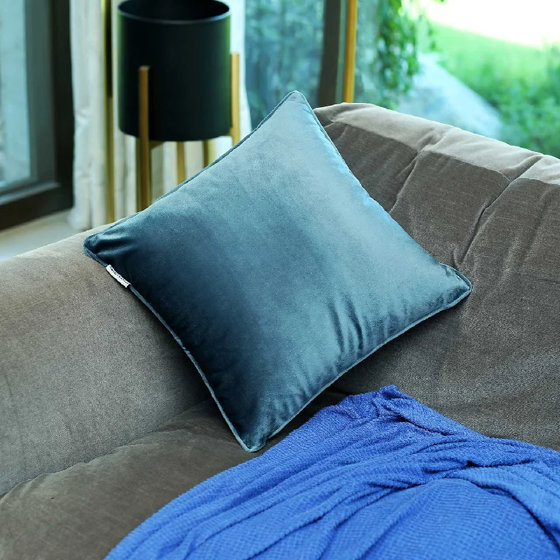 Cooling Pillows for Hot SleepersVeloúdo Caress Filled Cushions