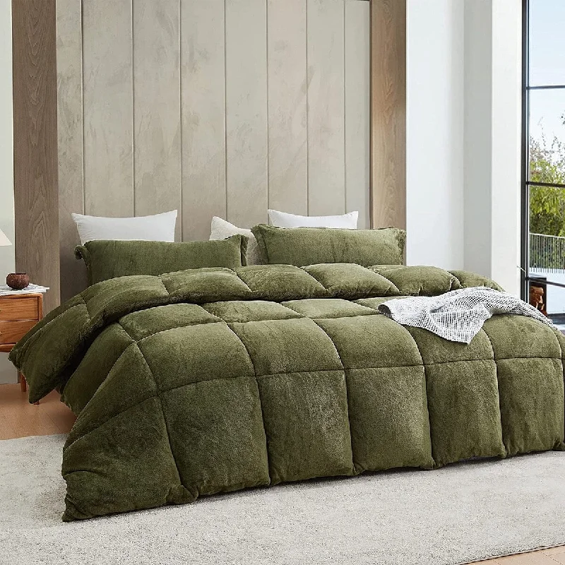 Full - size comforters suitable for full - sized beds in guest rooms or small bedroomsThicker Than Thick - Coma Inducer® Oversized Comforter Set - Down Alternative Ultra Plush Filling - Winter Moss Full - size comforters suitable for full - sized beds in guest rooms or small bedroomsThicker Than Thick - Coma Inducer® Oversized Comforter Set - Down Alternative Ultra Plush Filling - Winter Moss