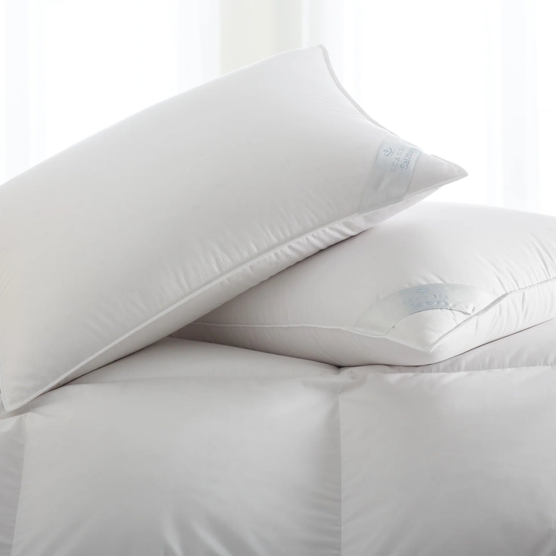 Adjustable Pillows for Customized ComfortSalzburg Polish White Goose Down Sleeping Pillow