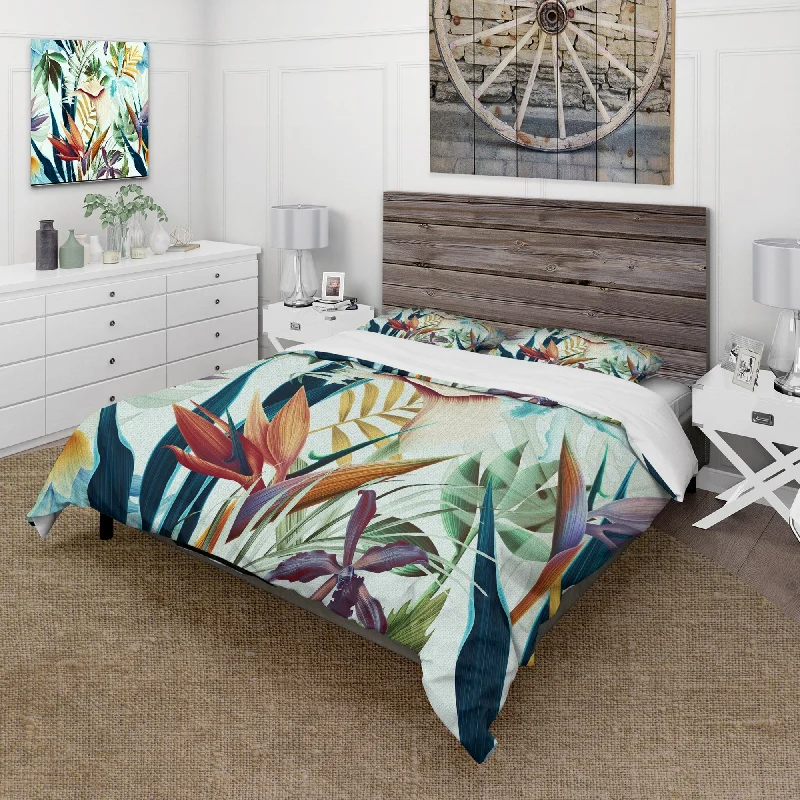 Microfiber - filled comforters that are lightweight and easy to care forDesignart 'Tropical VIntage Flowers I' Tropical Duvet Cover Comforter Set Microfiber - filled comforters that are lightweight and easy to care forDesignart 'Tropical VIntage Flowers I' Tropical Duvet Cover Comforter Set