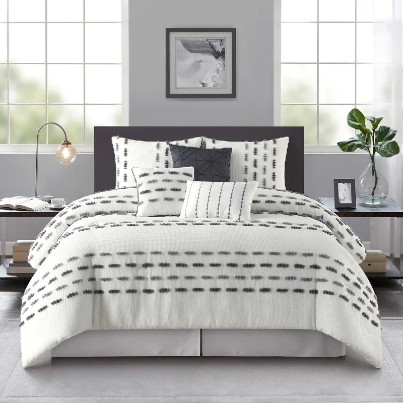 Duck down comforters with a softer feel and good warmth retentionNanshing Reinhart 7 Piece Boho Chic Comforter Set Duck down comforters with a softer feel and good warmth retentionNanshing Reinhart 7 Piece Boho Chic Comforter Set